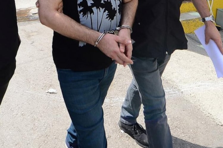Bursa dahil 9 kentte sahte altınla kuyumcuları dolandıran şüpheliler yakalandı