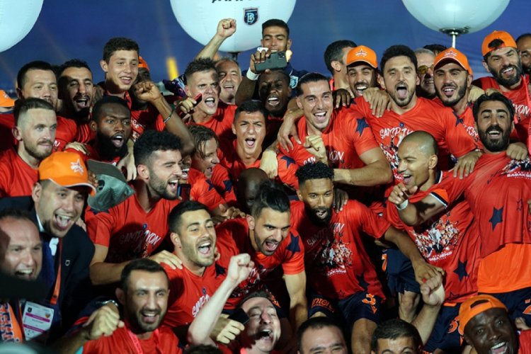 Şampiyon Başakşehir sezonu açıyor