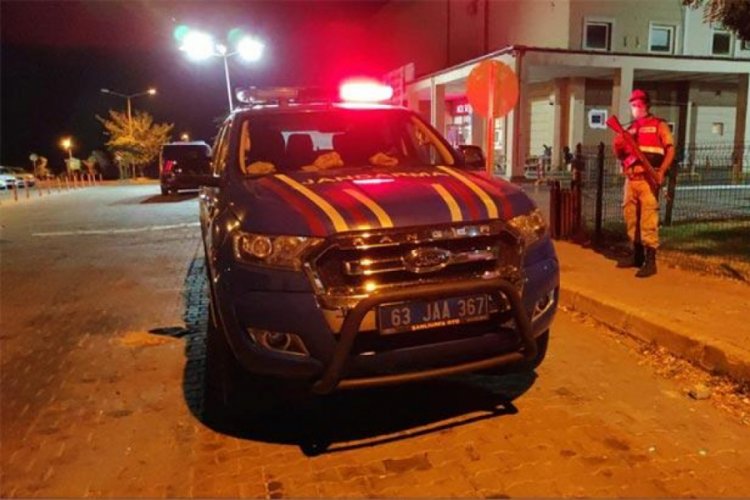 İşçileri taşıyan kamyonet devrildi: 7 yaralı