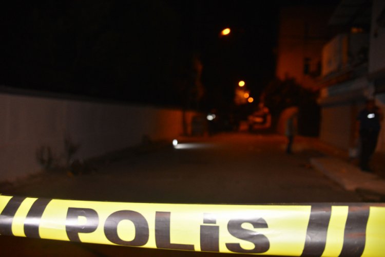 Çifte cinayet: 2 kişiyi öldürüp kaçtı