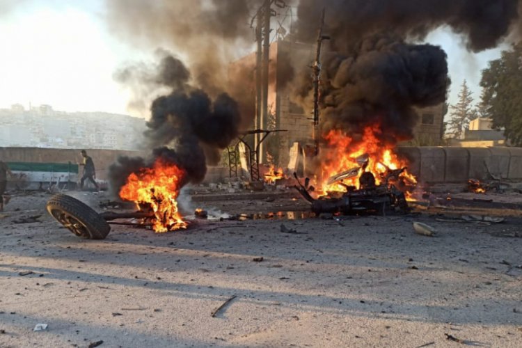 Afrin'de bomba yüklü araç patladı