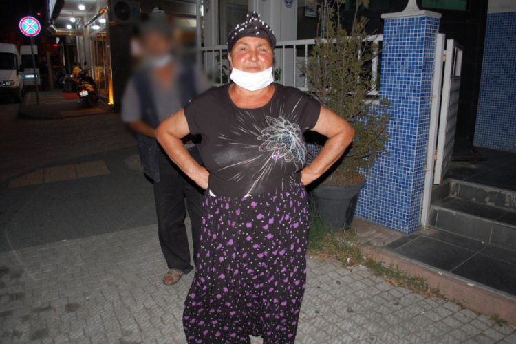 Öfkeli bir şahsın saldırısına uğrayan kadın 4 yerinden bıçaklandı