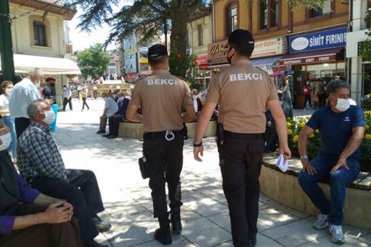 Kastamonu'da meydan ve parklarda sigara içmek yasaklandı