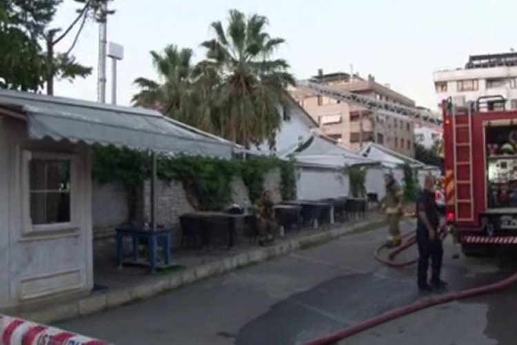 Maltepe'de restoranda yangın