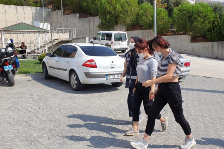 Bursa'da otel odasında 'fuhuş' tuzağı kurup gasp yapan 5 kişi tutuklandı