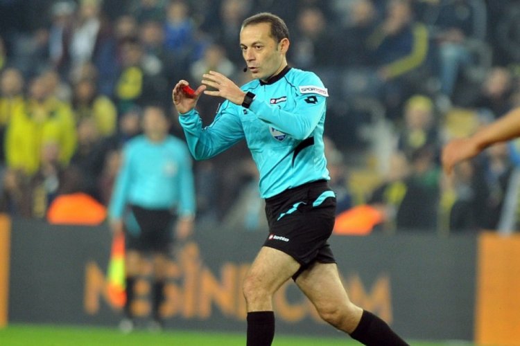 Süper Lig'in 2. haftasında düdük çalacak hakemler açıklandı