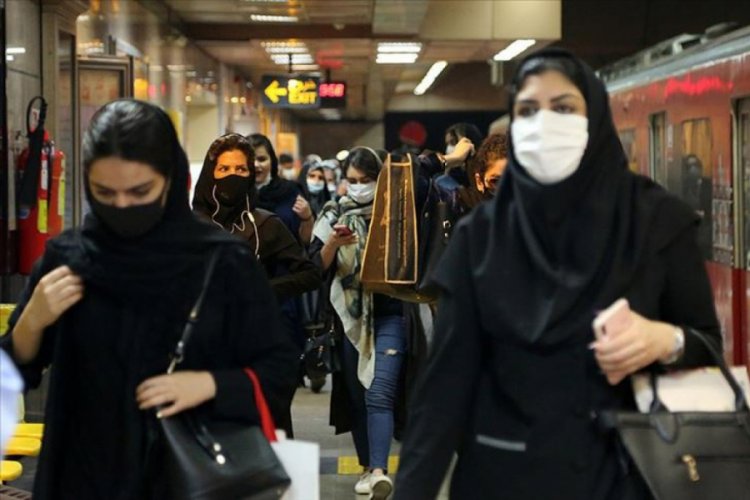 İran'da son 24 saatte 179 kişi Kovid-19'dan hayatını kaybetti