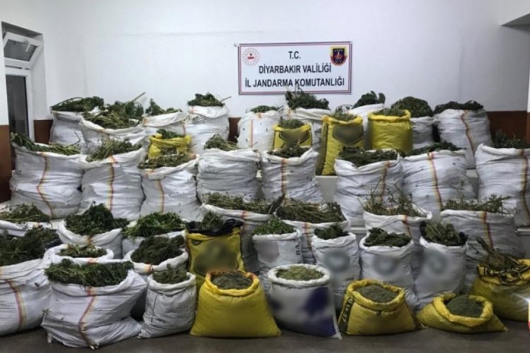 Diyarbakır'da dev uyuşturucu operasyonu