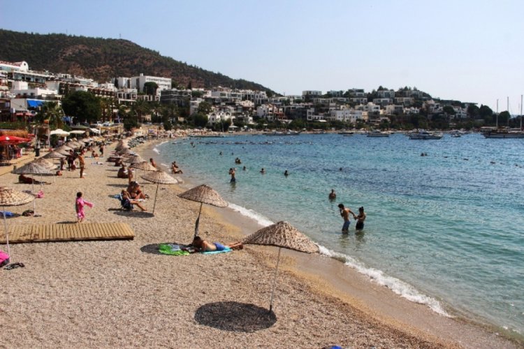 Bodrum sahillerinde yoğunluk azaldı