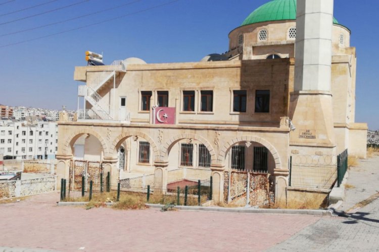 Şanlıurfa'da cami avlusunda şoke eden görüntü