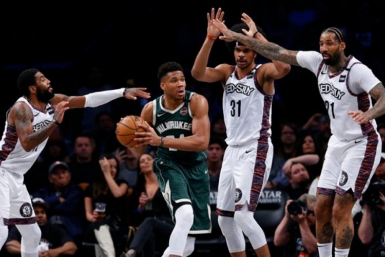 NBA'de yılın 5'leri açıklandı