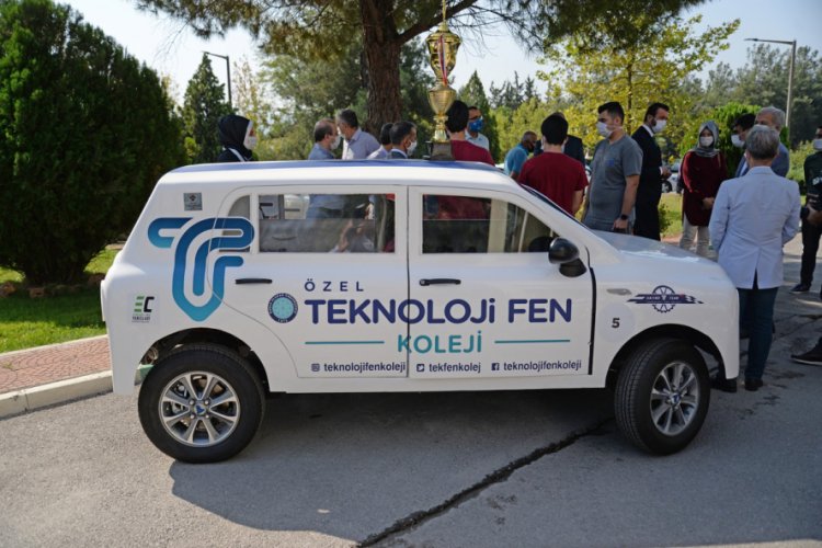 Bursa'da elektrikli ve hibrit araçlar için imzalar atıldı