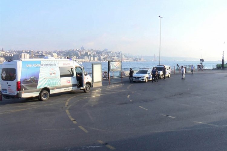 Eminönü'nde denizde ceset bulundu