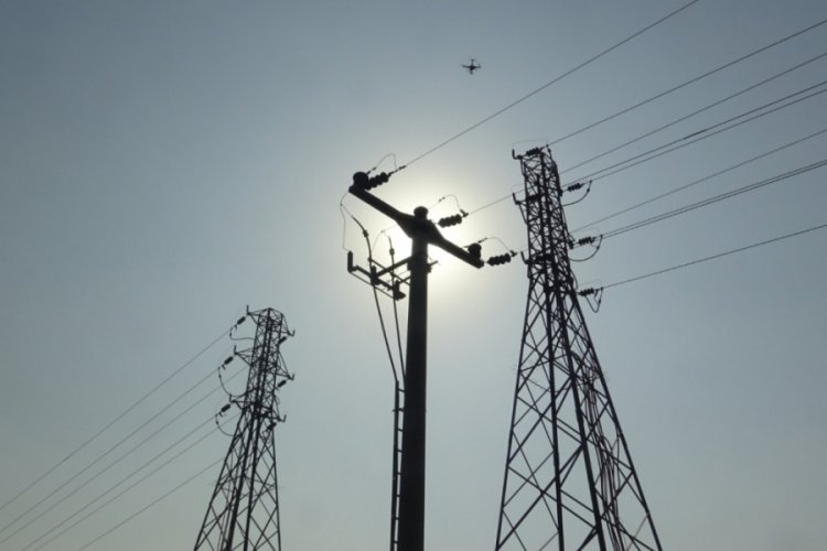 UEDAŞ, elektrik arızalarını dronla tespit ediyor