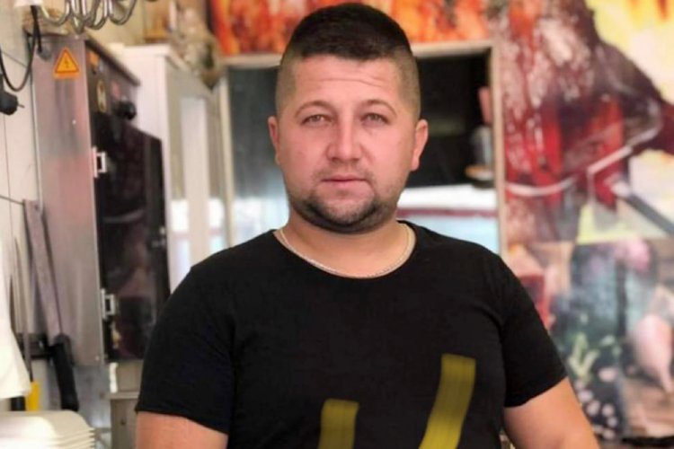 Hatalı sollayan otomobilin çarptığı motosikletteki 2 kardeş öldü