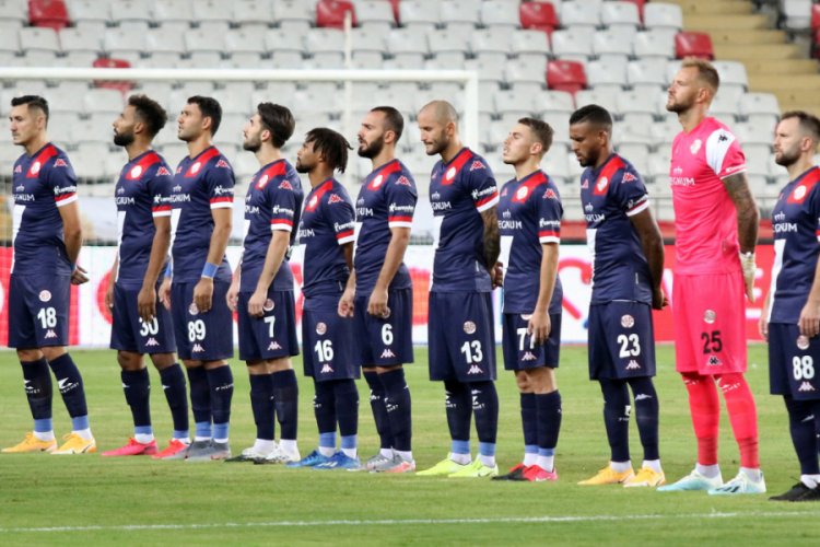 Antalyaspor'da koronavirüs şoku