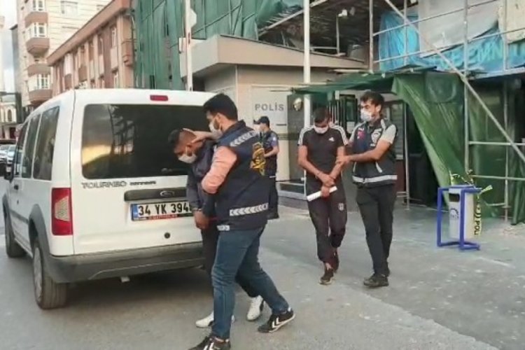 İş yerini soyarken suçüstü yakalandılar