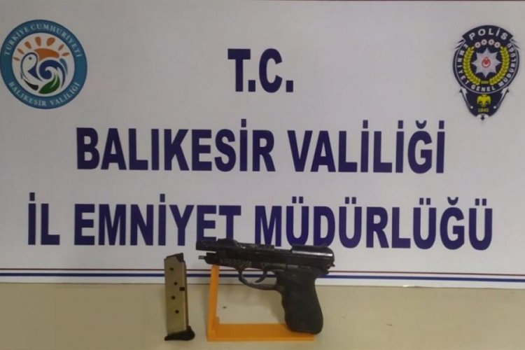 Balıkesir'de aranan 13 şahıs yakalandı