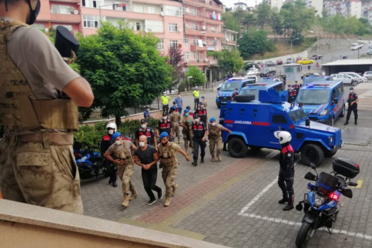 İki kişiyi öldüren zanlılar başka cinayetleri planlarken yakalandı