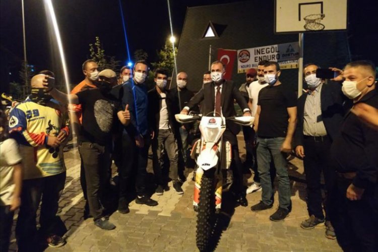 Dostum, motocros ekibini ağırladı