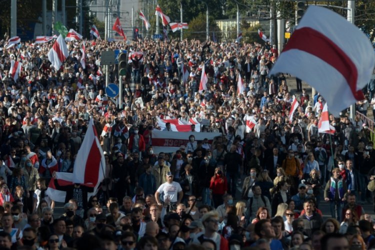 Belarus'ta Alexander Lukaşenko karşıtı protestolar 6. haftasında