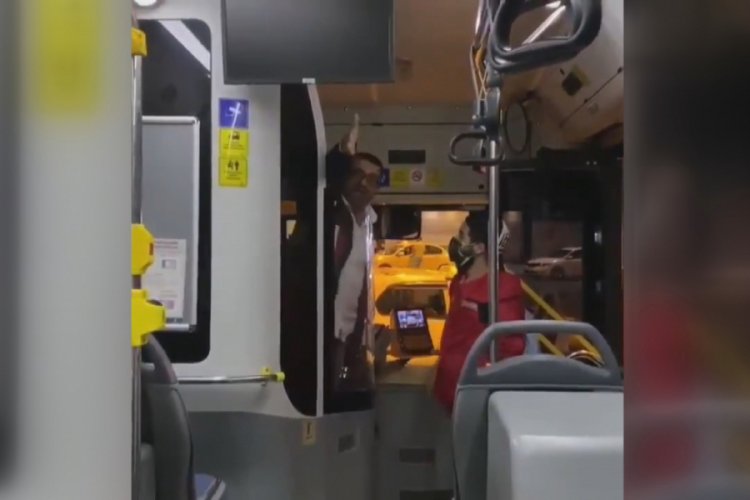Otobüs şoförü bisikletli kadın yolcuya saldırdı