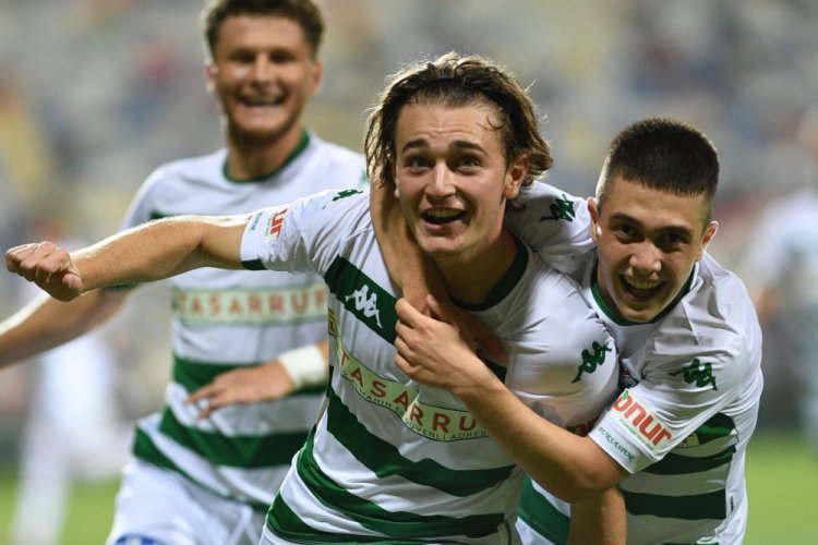 Bursaspor'da Ali Akman rüzgarı! Değerine değer katıyor