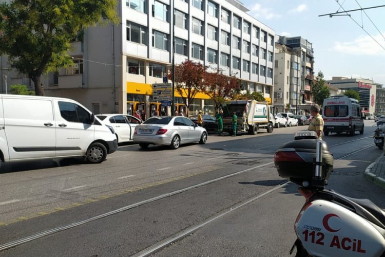 Bursa'da karton toplama kavgasında kan döküldü, ortalık karıştı