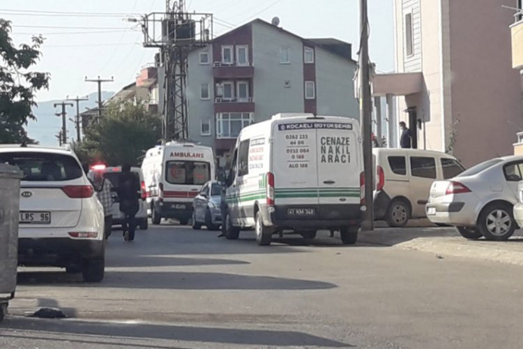 Mühendis, evinin banyosunda intihar etti