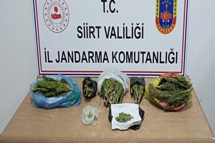 2,5 kilo esrarla yakalandı
