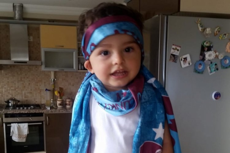 10'uncu kat penceresinden düşen Atahan kurtarılamadı