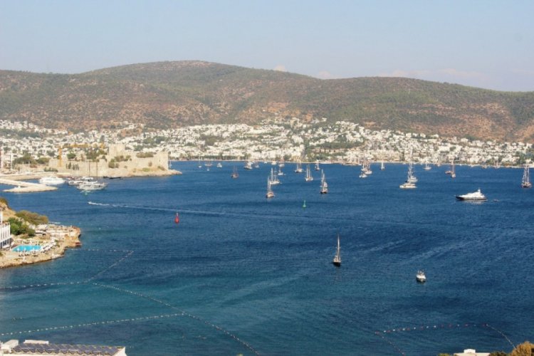Bodrum'a büyük göç devam ediyor