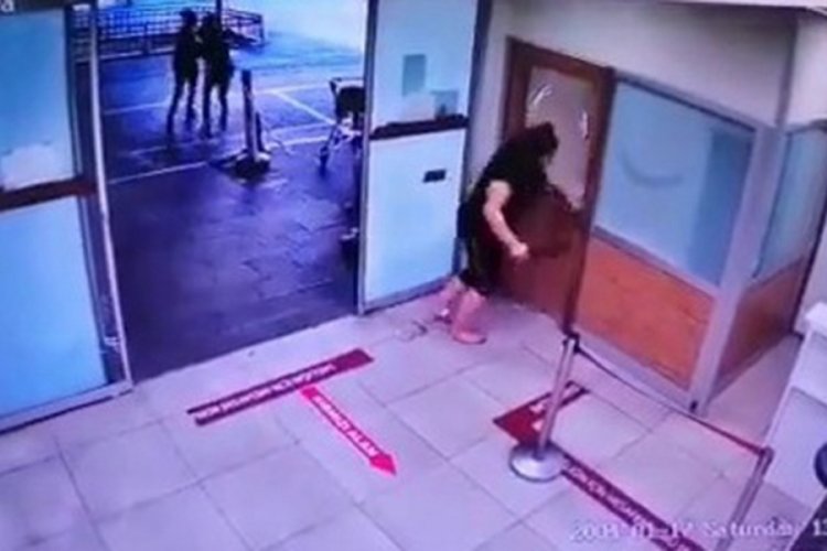 Maske takmayan kadın hastanede terör estirdi