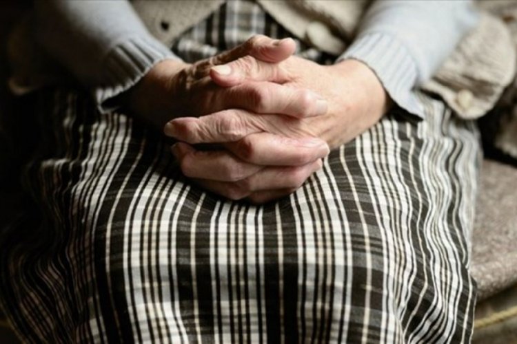 Hareketsiz yaşam ve sağlıksız beslenme alzheimer riskini artıyor