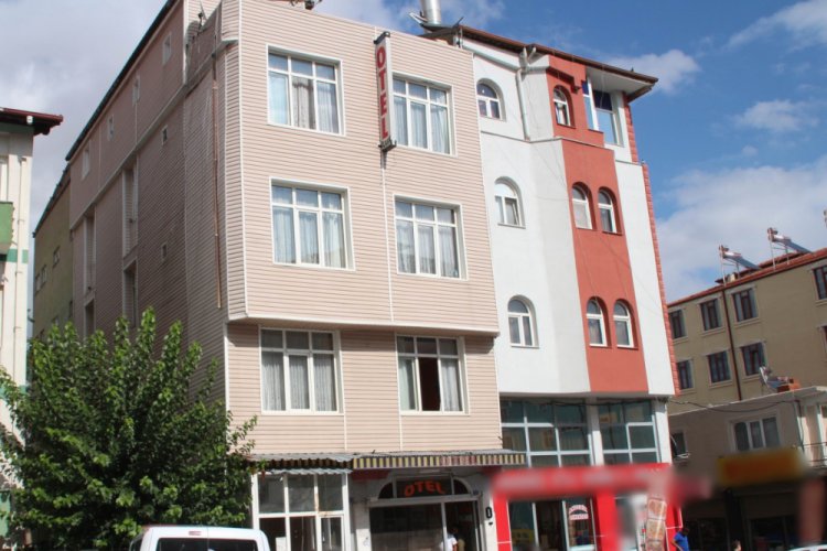 Otel odasında şüpheli ölüm