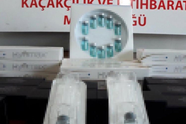 TIR'da 40 bin liralık kaçak botoks malzemesi ele geçirildi