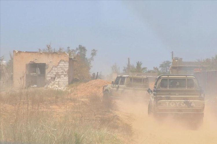 Libya Savunma Bakanlığı Trablus'ta çatışan iki askeri birliği tasfiye etti