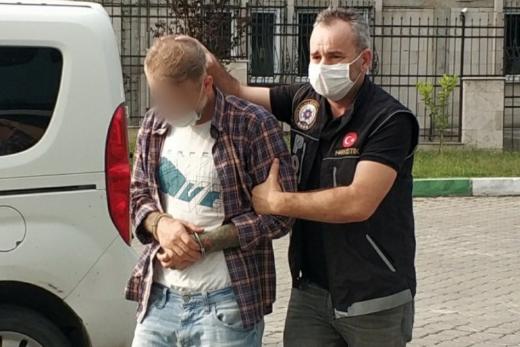 Otobüs terminalinde uyuşturucuyla yakalandı