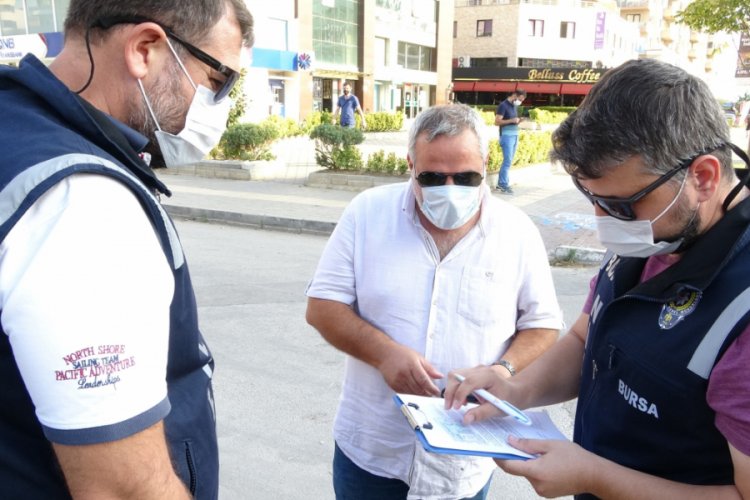 Bursa'da maskesinin yolda kopup düştüğünü ileri sürdü ama cezadan kurtulamadı