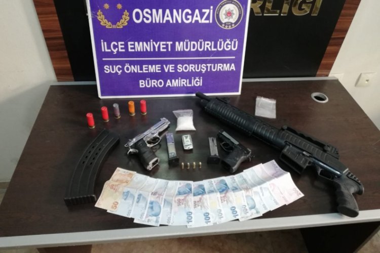 Bursa'da polis ekipleri uyuşturucu tacirlerine göz açtırmıyor