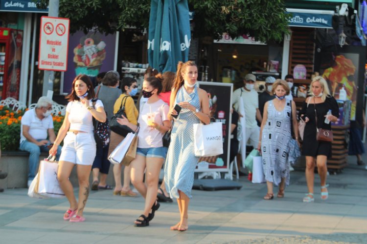 Dünya genelinde can kaybı 998 bin 747'ye yükseldi
