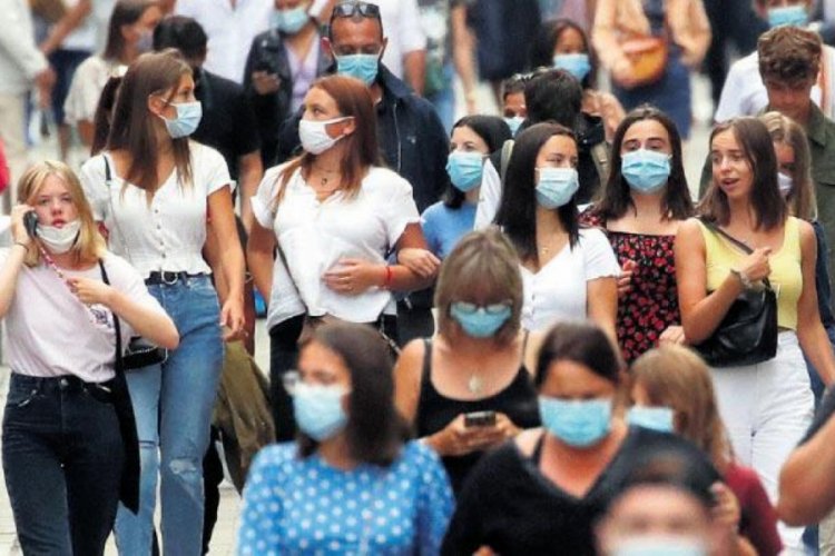 Fransa'da son 24 saatte 11 bin 123 yeni vaka