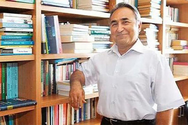 Koronavirüsten ölen Prof. Dr. Onat memleketinde toprağa verildi
