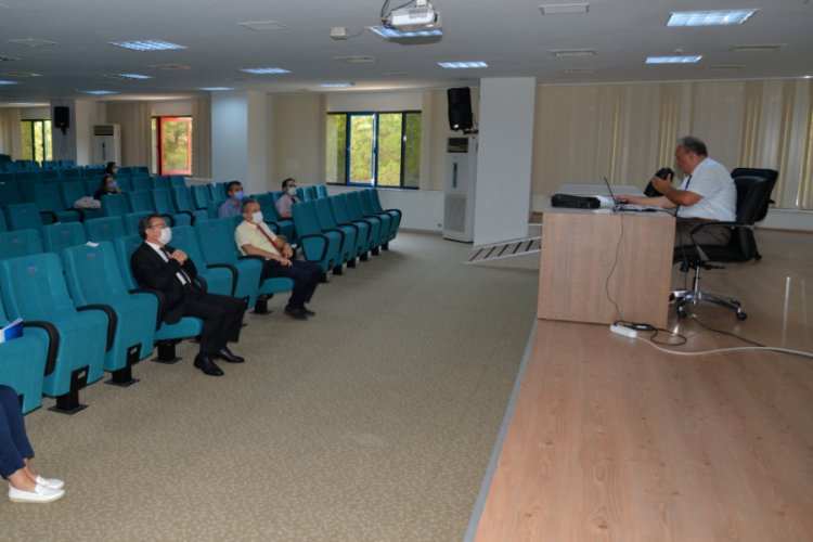 Bursa Uludağ Üniversitesi'nde 67 akademisyene sertifikaları verildi