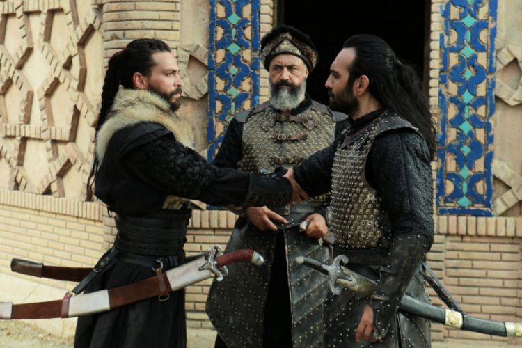 Uyanış: Büyük Selçuklu bu akşam başlıyor!