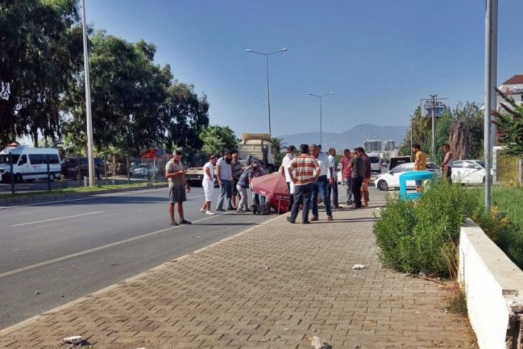 Otomobilin çarptığı 9 yaşındaki Kazakistanlı çocuk hayatını kaybetti