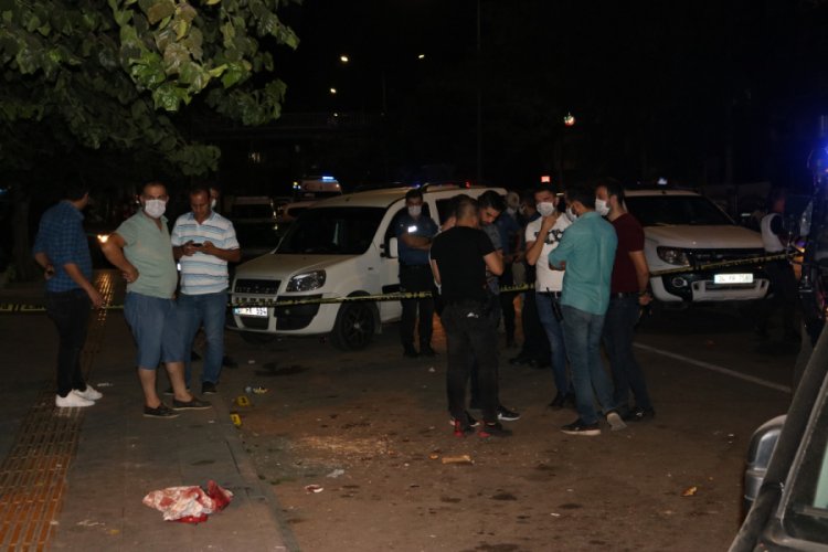 İki grup arasında silahlı kavga
