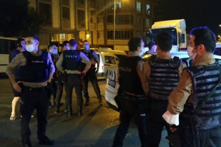 Sokak savaş alanına döndü