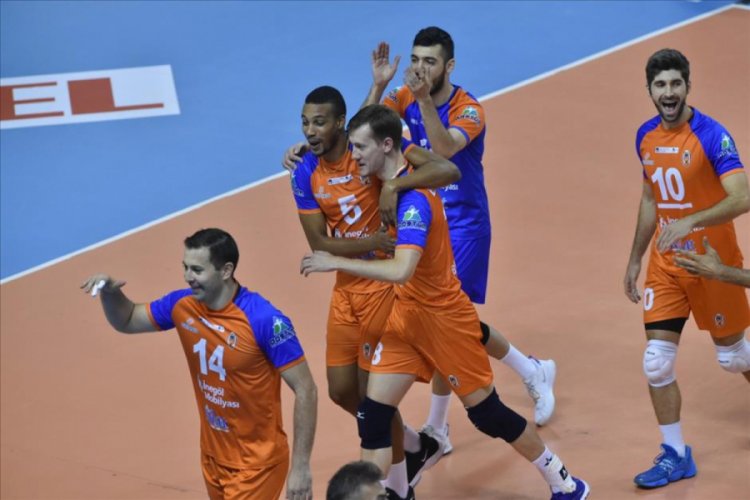 İnegöl Belediyespor tarihinin en iyi başlangıcını yaptı
