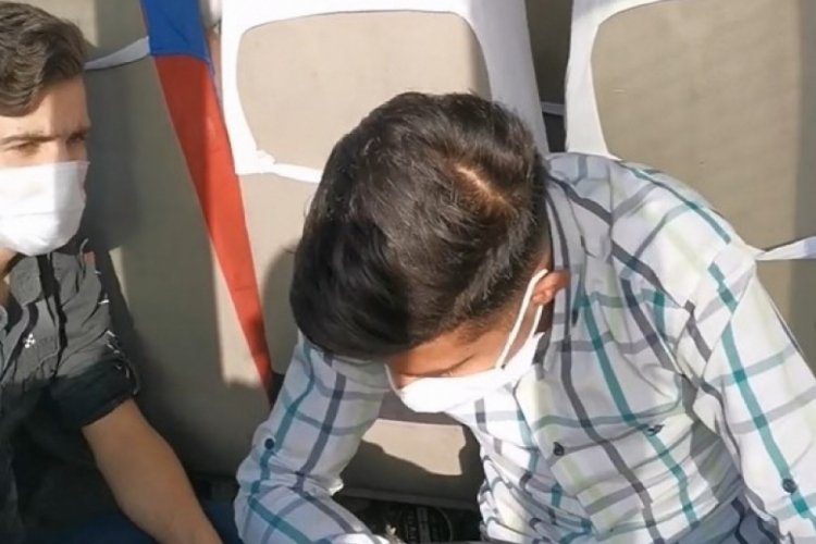 14 kişilik minibüsten 22 kişi çıktı
